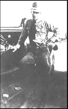 I need a photo of him. If you can help, please contact me.