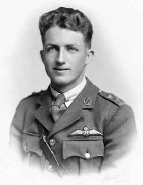 I need a photo of him. If you can help, please contact me.