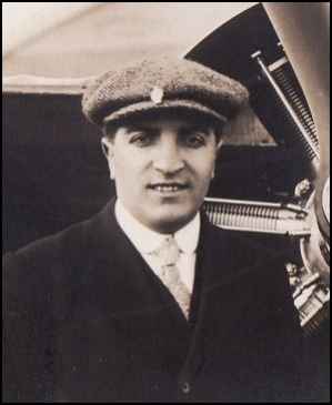 >Manuel Men�ndez Vald�s